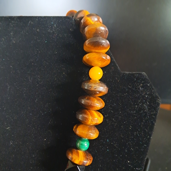 Multicolor Beaded Necklace - Picture 6 of 8